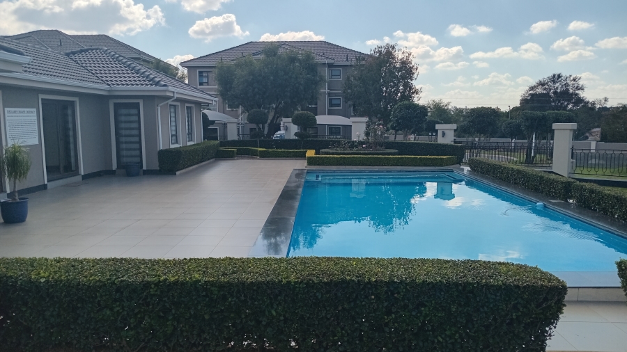 1 Bedroom Property for Sale in Broadacres Gauteng