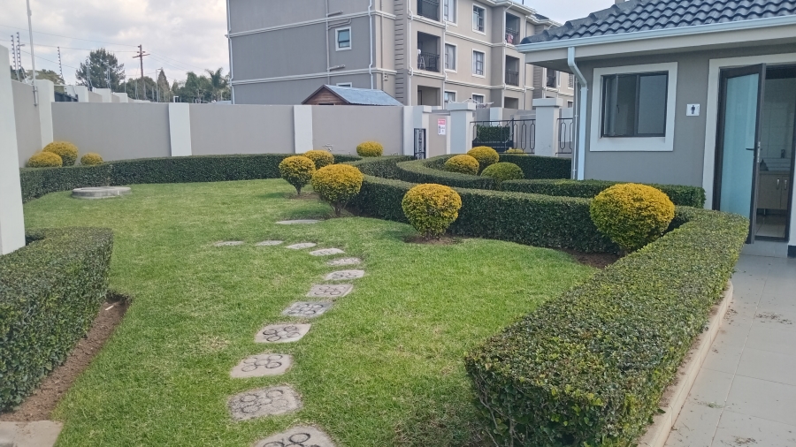 1 Bedroom Property for Sale in Broadacres Gauteng
