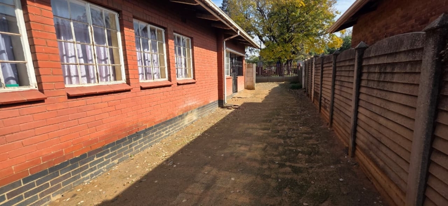 3 Bedroom Property for Sale in Vanderbijlpark CW 4 Gauteng