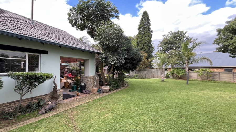 4 Bedroom Property for Sale in Rynfield Gauteng