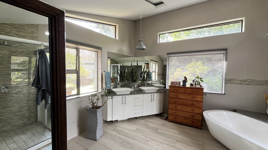 4 Bedroom Property for Sale in Rynfield Gauteng