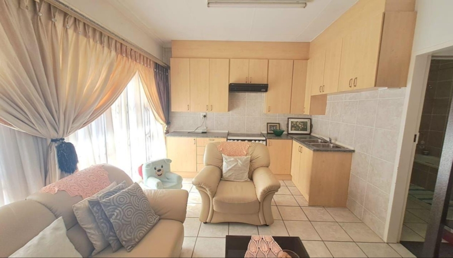 To Let 1 Bedroom Property for Rent in Arcon Park Gauteng