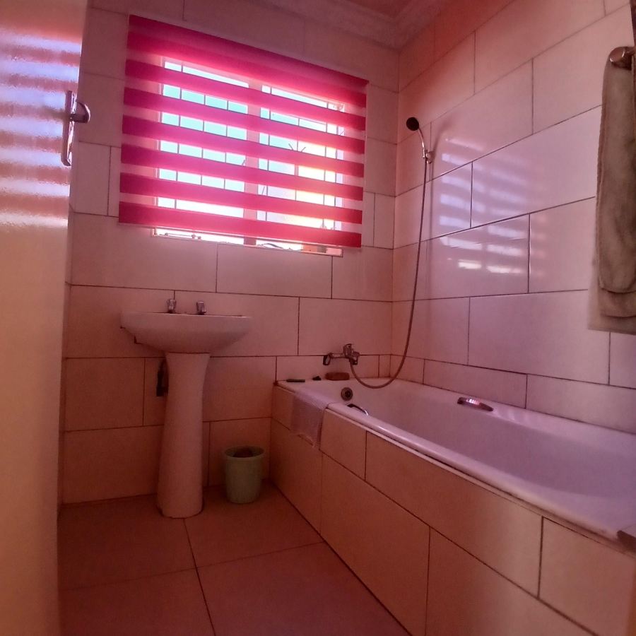 2 Bedroom Property for Sale in Soshanguve XX Gauteng