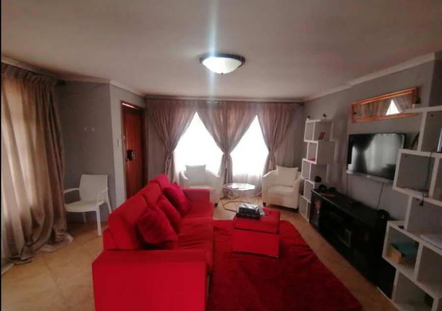3 Bedroom Property for Sale in Mahube Valley Gauteng