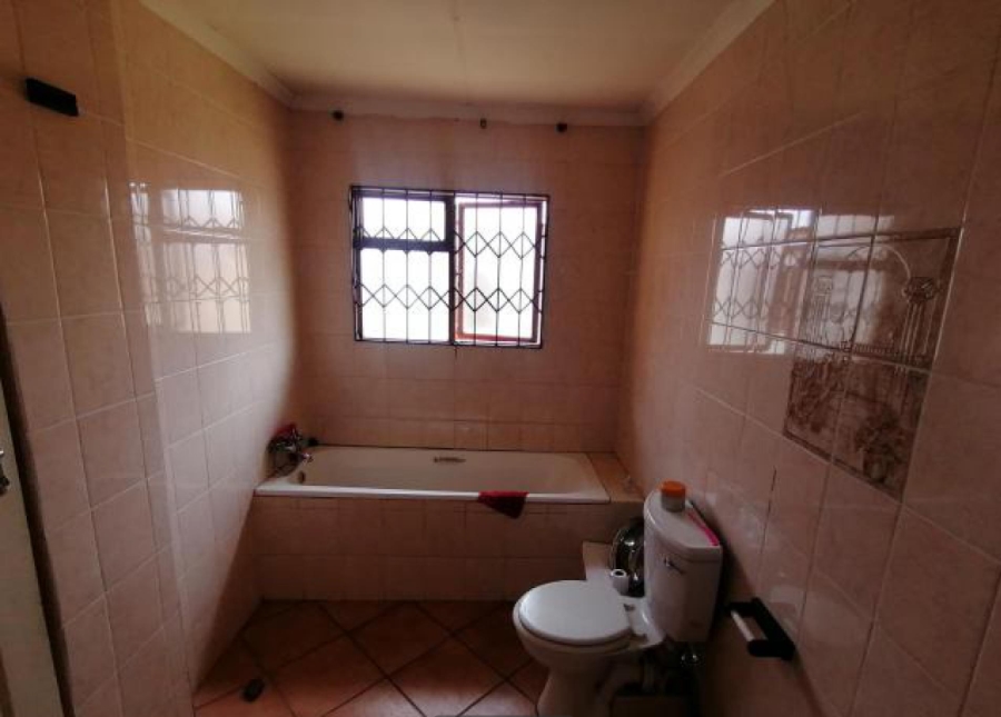 3 Bedroom Property for Sale in Mahube Valley Gauteng