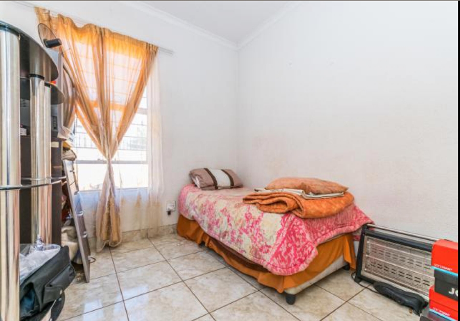 2 Bedroom Property for Sale in Randfontein Central Gauteng