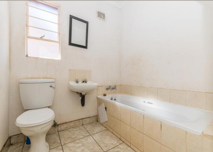 2 Bedroom Property for Sale in Randfontein Central Gauteng