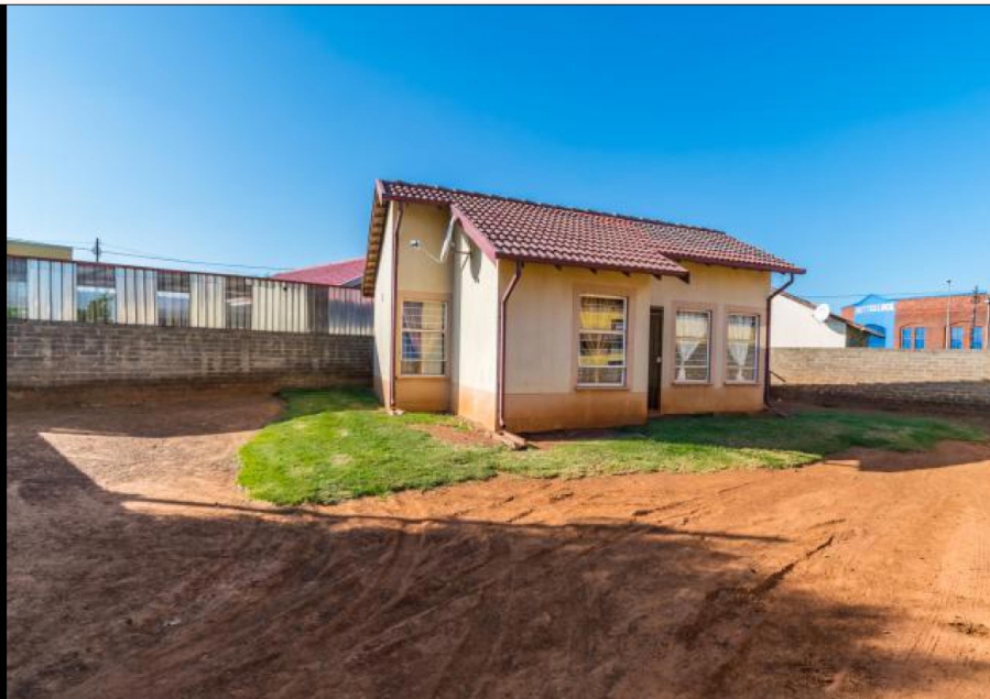 2 Bedroom Property for Sale in Randfontein Central Gauteng
