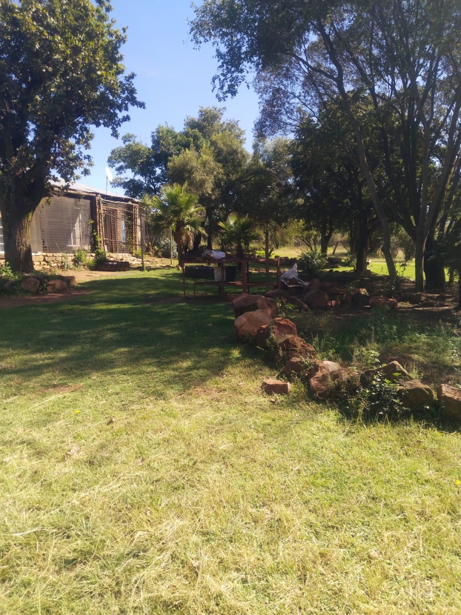 4 Bedroom Property for Sale in Houtkop A H Gauteng