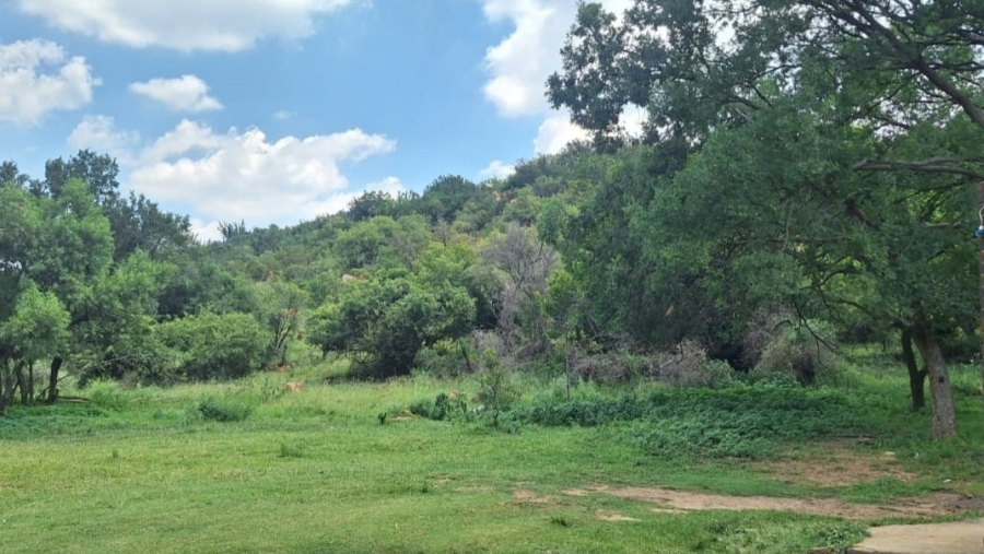 4 Bedroom Property for Sale in Houtkop A H Gauteng
