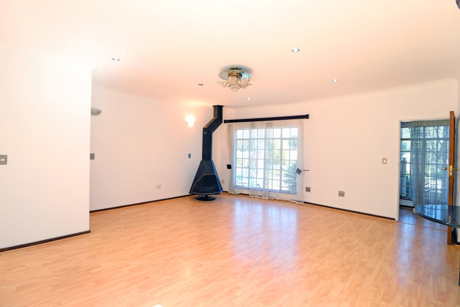 3 Bedroom Property for Sale in Kyalami Estates Gauteng