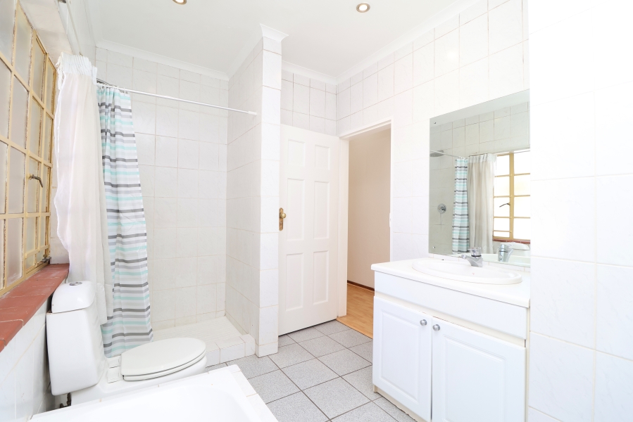 3 Bedroom Property for Sale in Kyalami Estates Gauteng