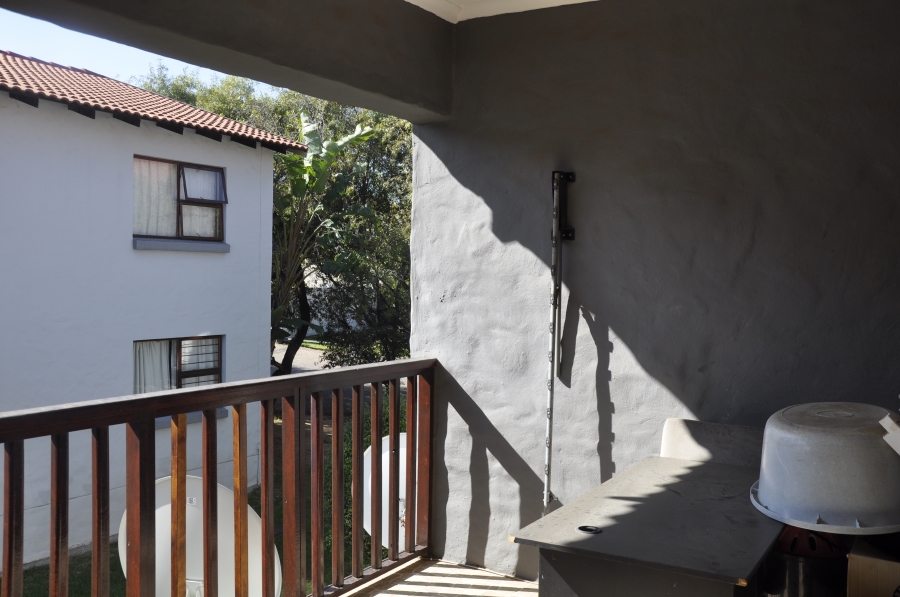 2 Bedroom Property for Sale in Vorna Valley Gauteng