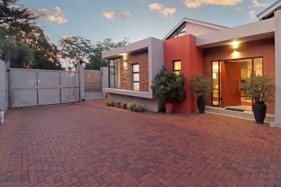4 Bedroom Property for Sale in Bryanston Gauteng
