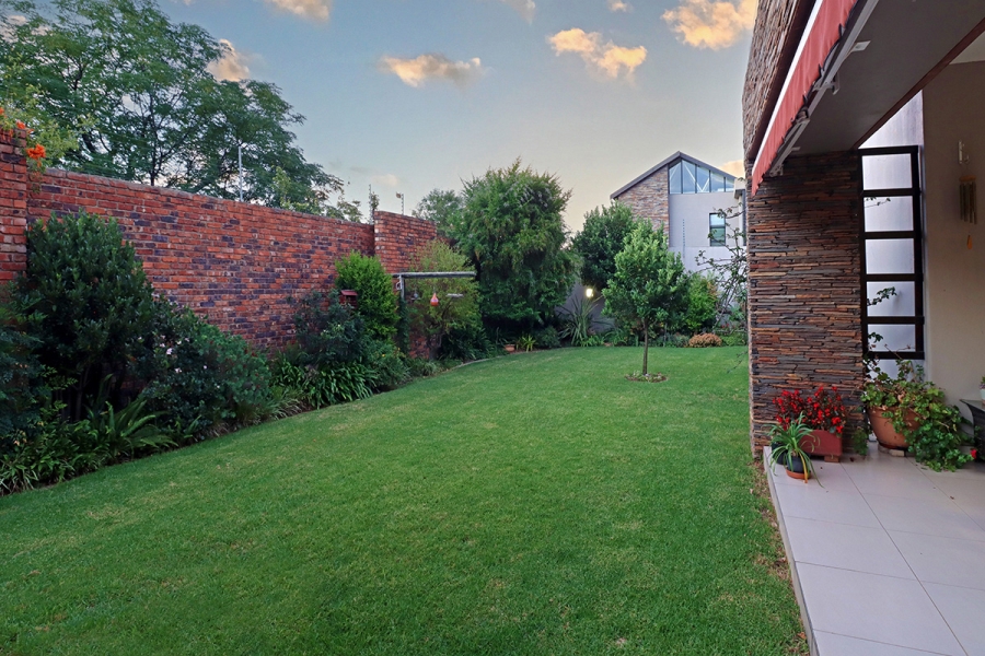 4 Bedroom Property for Sale in Bryanston Gauteng