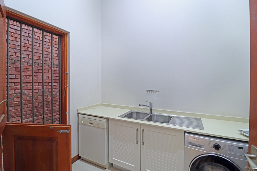 4 Bedroom Property for Sale in Bryanston Gauteng