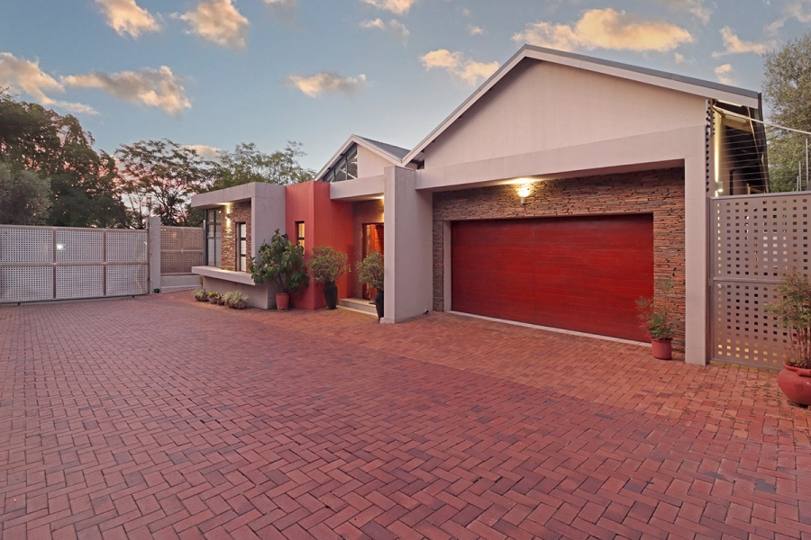 4 Bedroom Property for Sale in Bryanston Gauteng