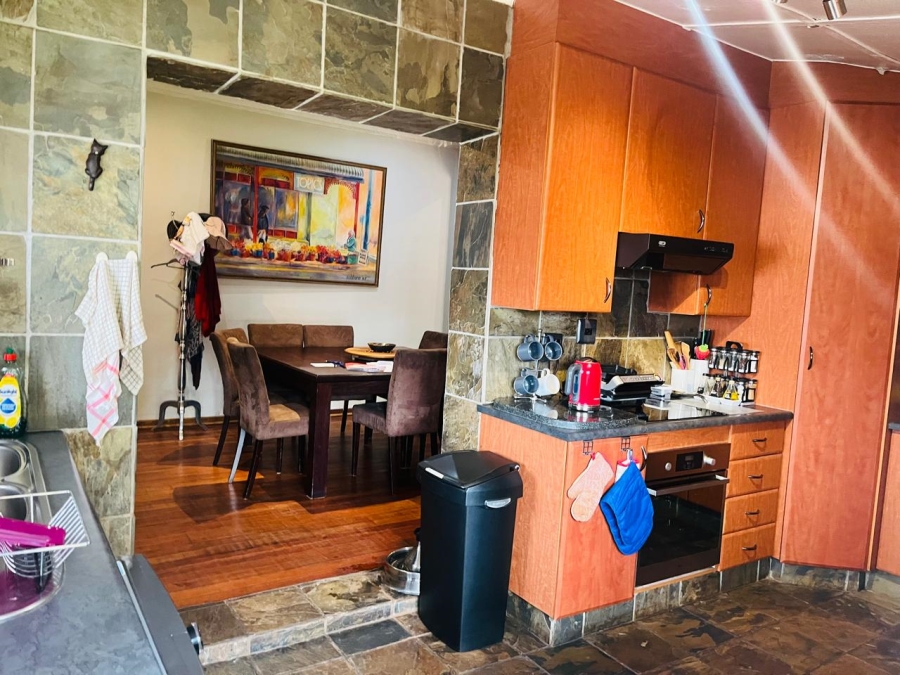 3 Bedroom Property for Sale in Primrose Hill Gauteng