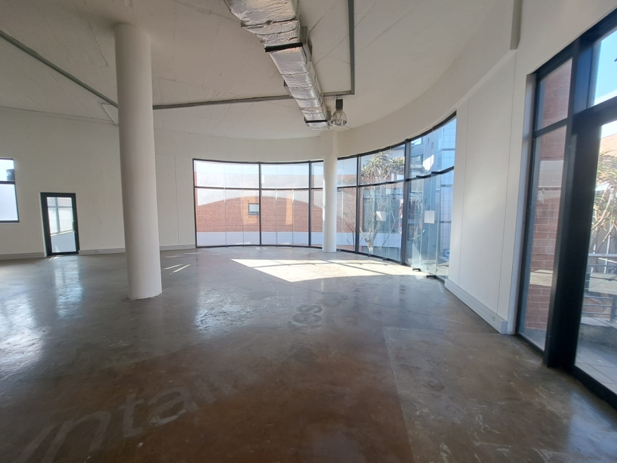 To Let Commercial Property for Rent in Zwartkop Gauteng