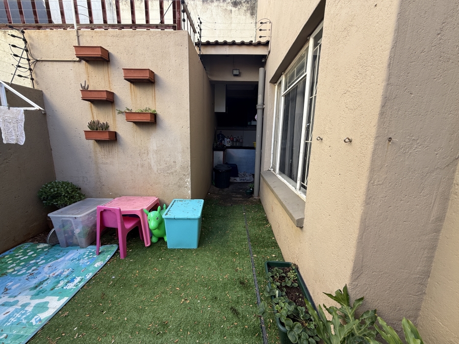 3 Bedroom Property for Sale in Helikonpark Gauteng