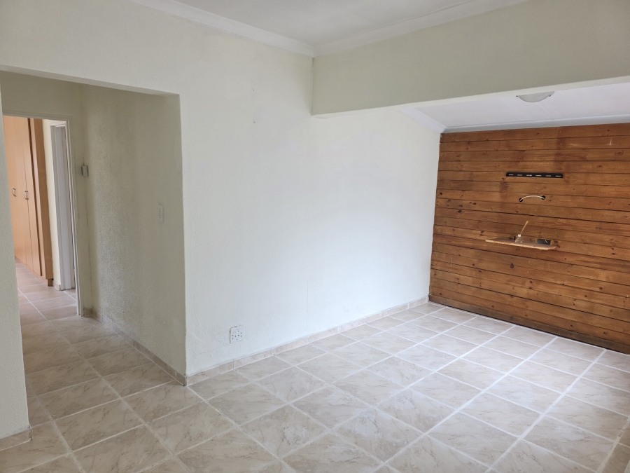 To Let 2 Bedroom Property for Rent in Fourways Gauteng