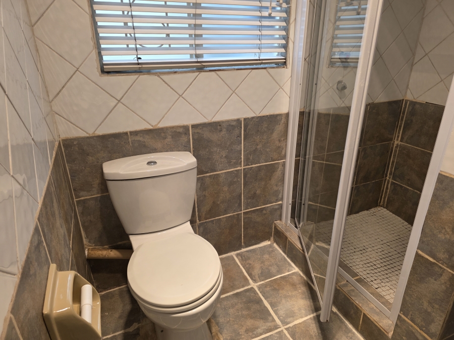 To Let 2 Bedroom Property for Rent in Fourways Gauteng