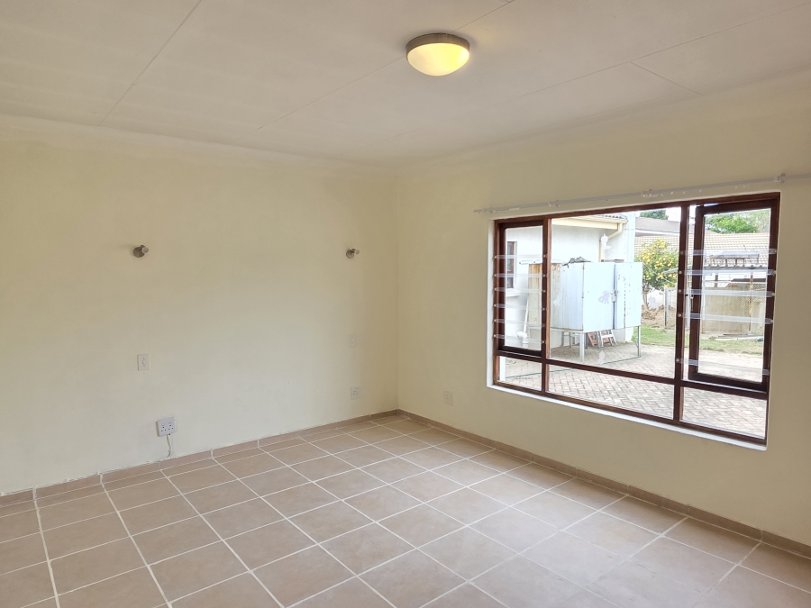 To Let 2 Bedroom Property for Rent in Fourways Gauteng