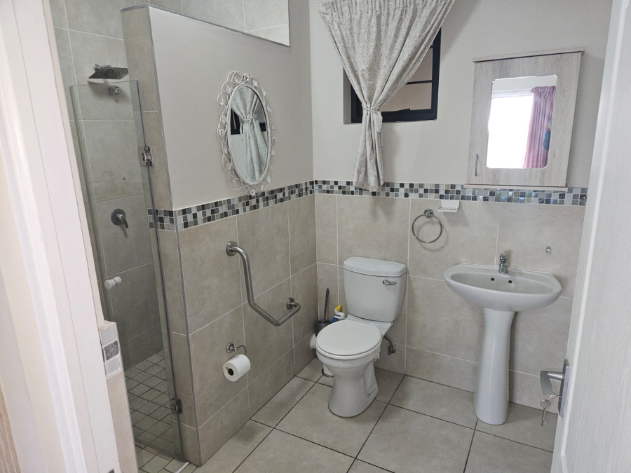 1 Bedroom Property for Sale in Olympus AH Gauteng