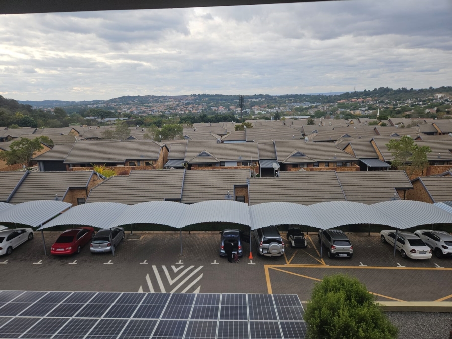 1 Bedroom Property for Sale in Olympus AH Gauteng