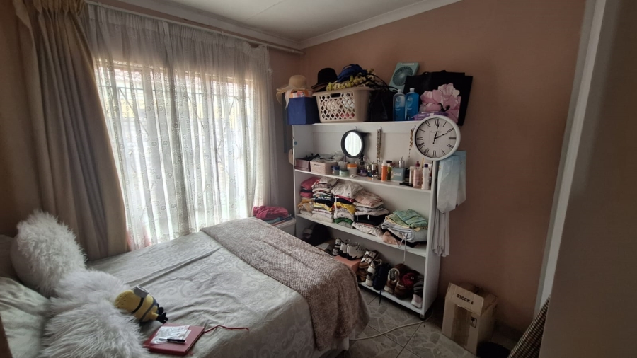 3 Bedroom Property for Sale in Lindo Park Gauteng