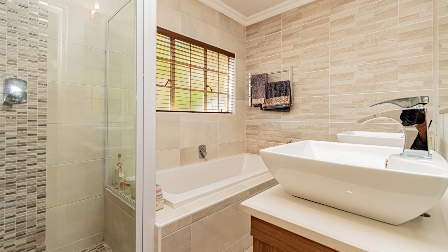 3 Bedroom Property for Sale in New Market Gauteng