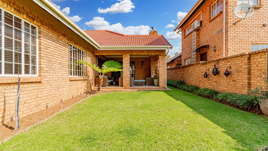 3 Bedroom Property for Sale in New Market Gauteng