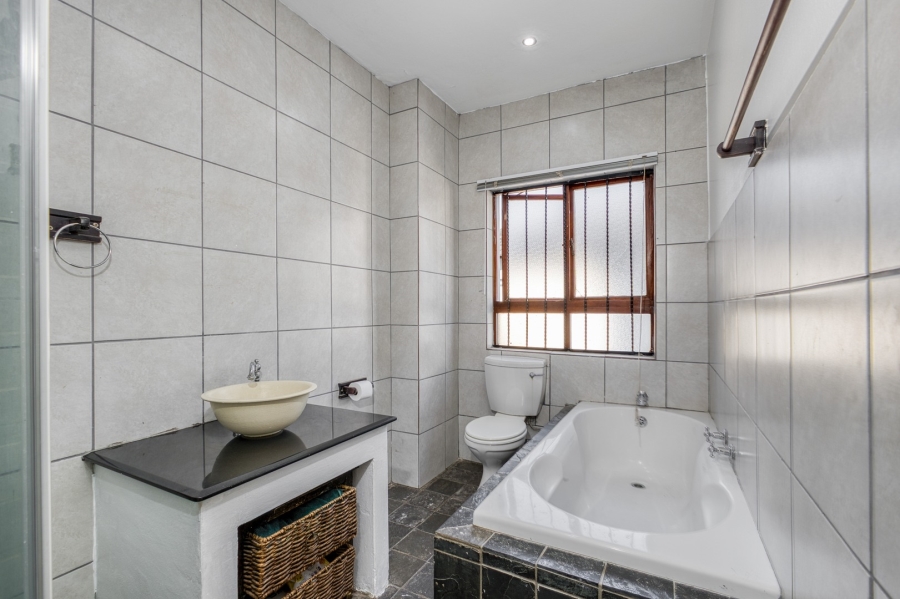3 Bedroom Property for Sale in Craigavon Gauteng