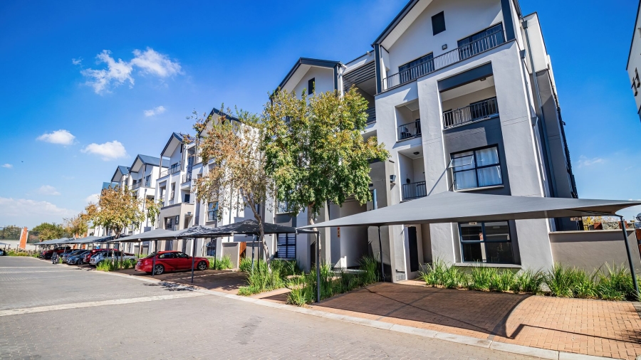 2 Bedroom Property for Sale in Waterfall Gauteng