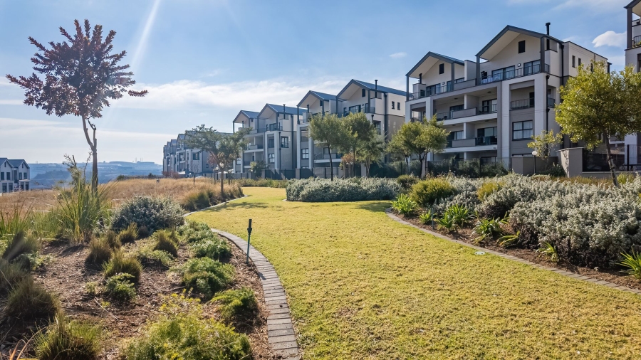 2 Bedroom Property for Sale in Waterfall Gauteng