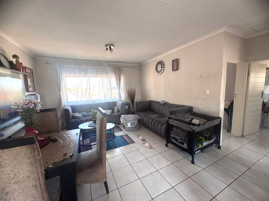 2 Bedroom Property for Sale in Elandsfontein Gauteng
