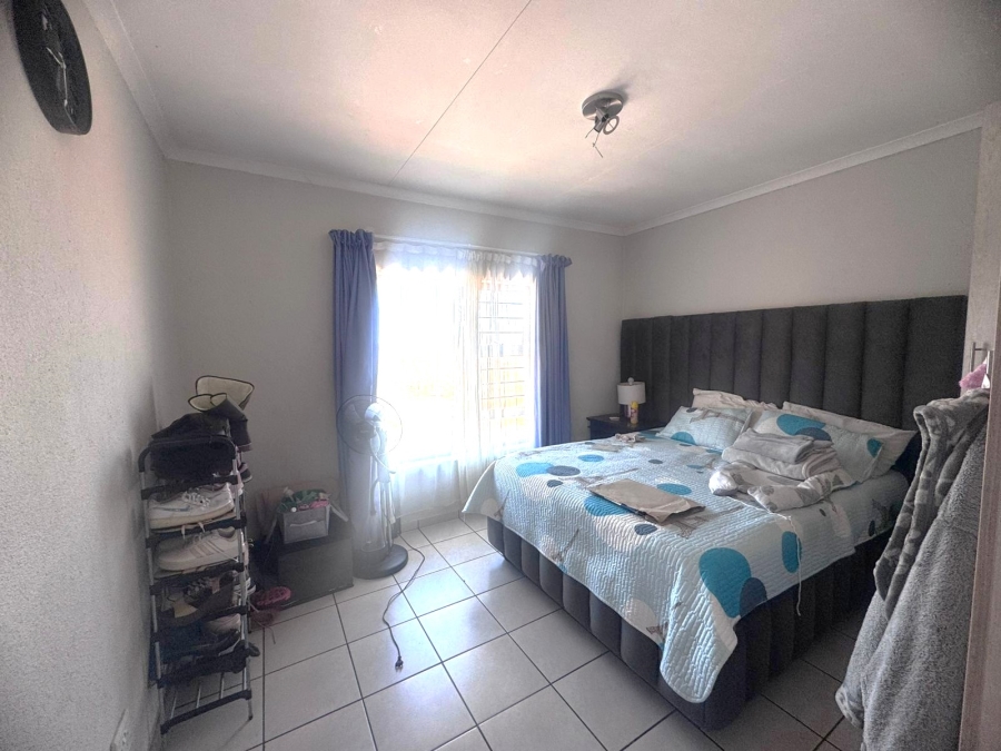2 Bedroom Property for Sale in Elandsfontein Gauteng