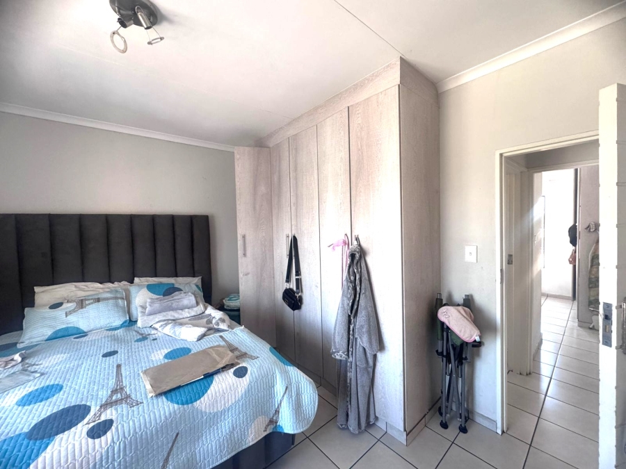 2 Bedroom Property for Sale in Elandsfontein Gauteng