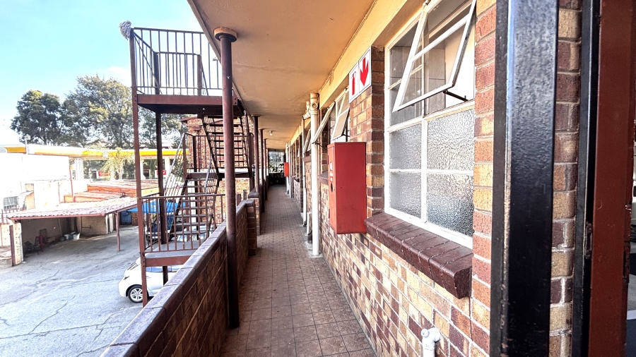 2 Bedroom Property for Sale in Germiston South Gauteng