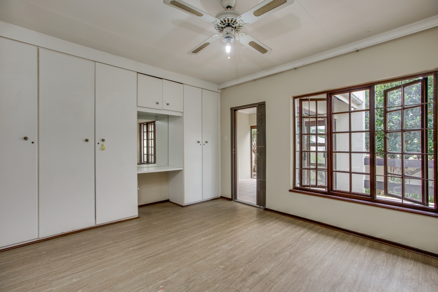 4 Bedroom Property for Sale in Lonehill Gauteng