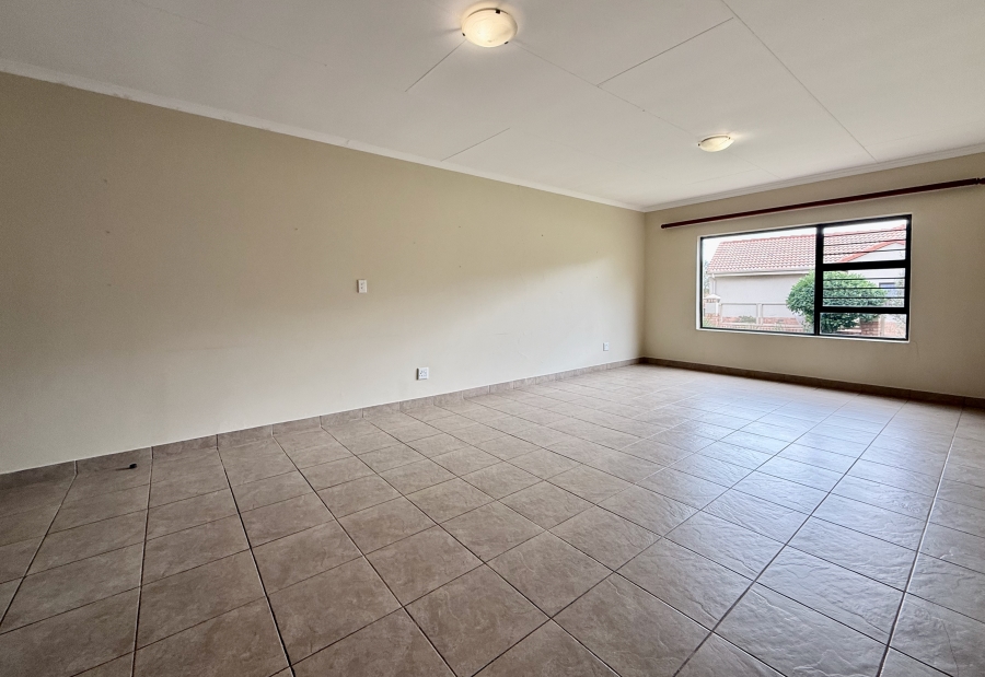 3 Bedroom Property for Sale in The Retreat Gauteng