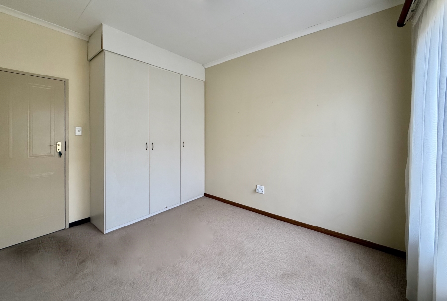 3 Bedroom Property for Sale in The Retreat Gauteng