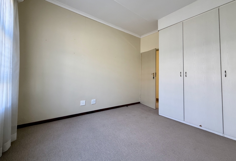 3 Bedroom Property for Sale in The Retreat Gauteng