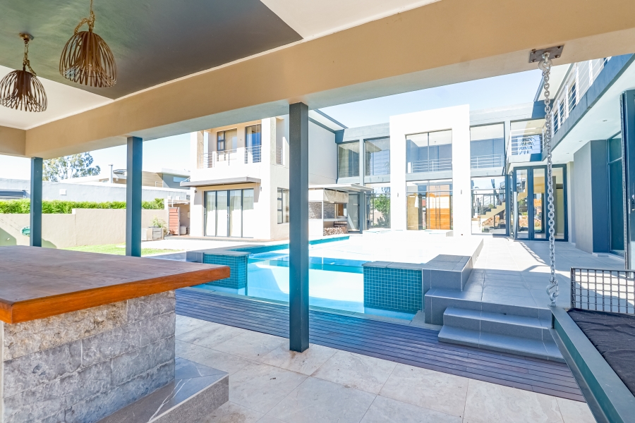 4 Bedroom Property for Sale in Silver Lakes Golf Estate Gauteng