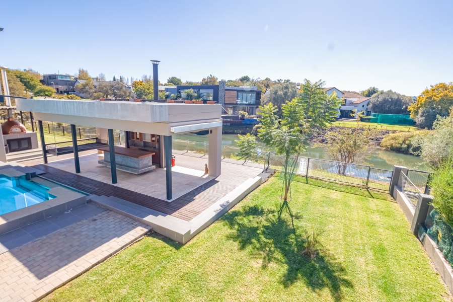 4 Bedroom Property for Sale in Silver Lakes Golf Estate Gauteng