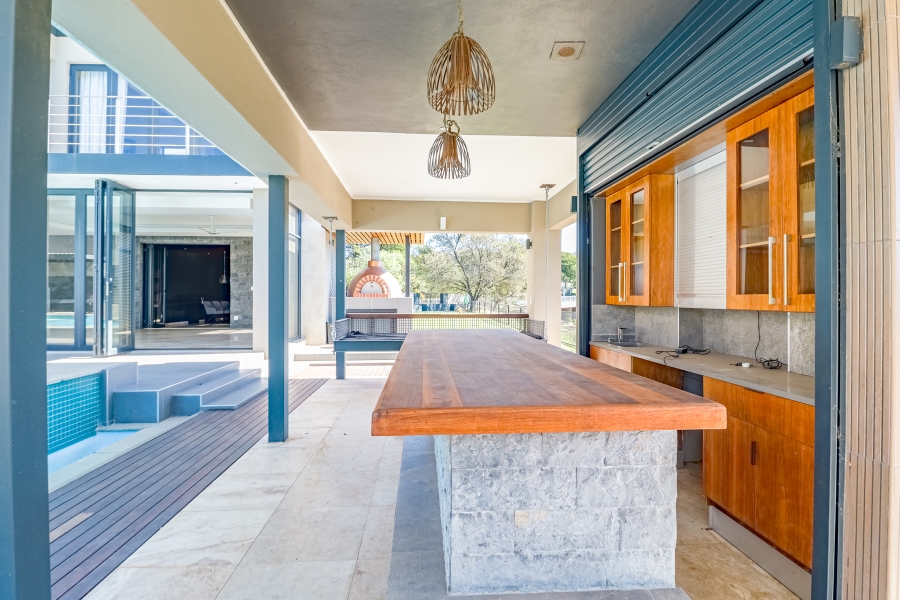 4 Bedroom Property for Sale in Silver Lakes Golf Estate Gauteng