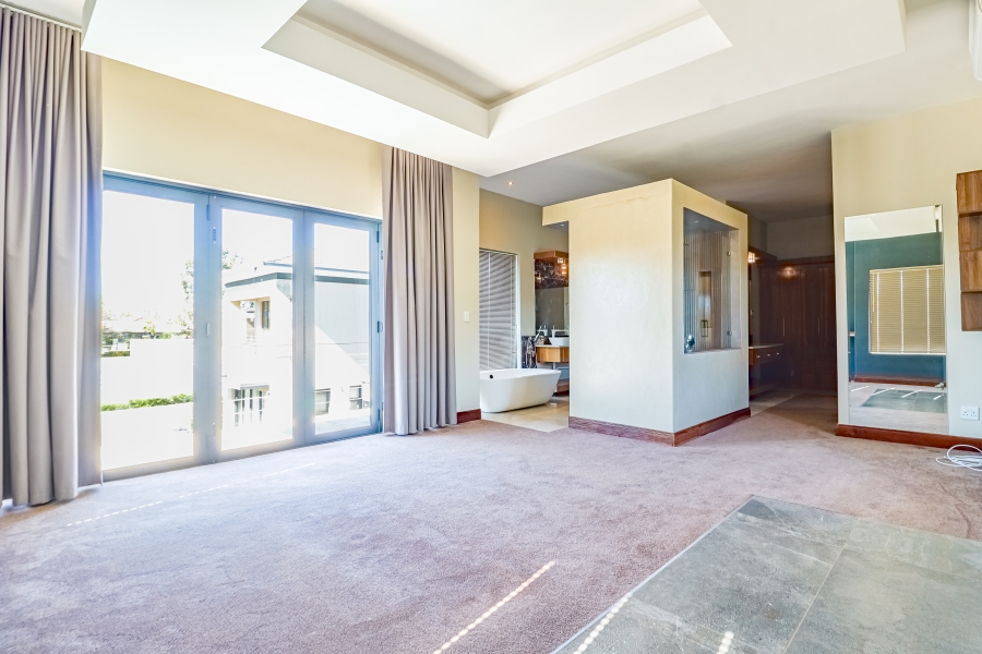 4 Bedroom Property for Sale in Silver Lakes Golf Estate Gauteng