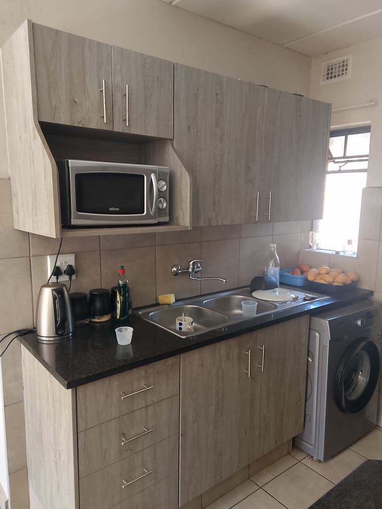 2 Bedroom Property for Sale in Montana Tuine Gauteng
