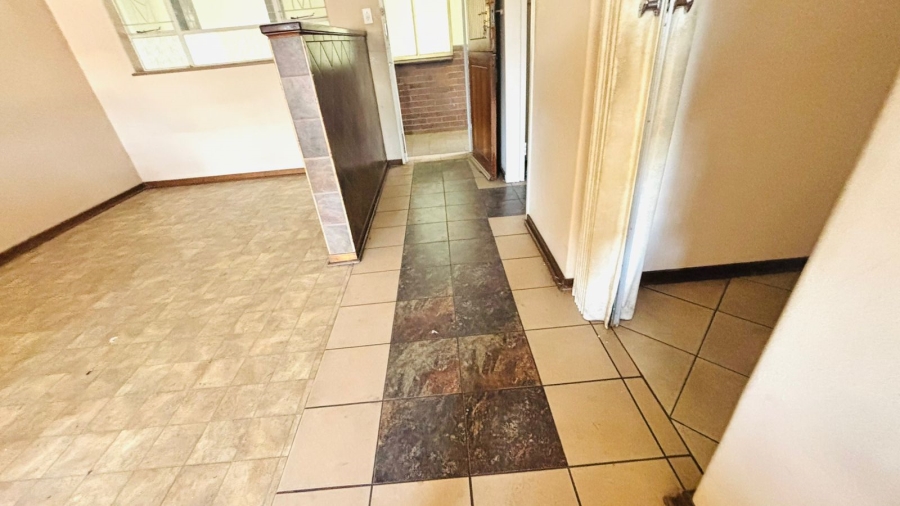 2 Bedroom Property for Sale in Benoni Central Gauteng