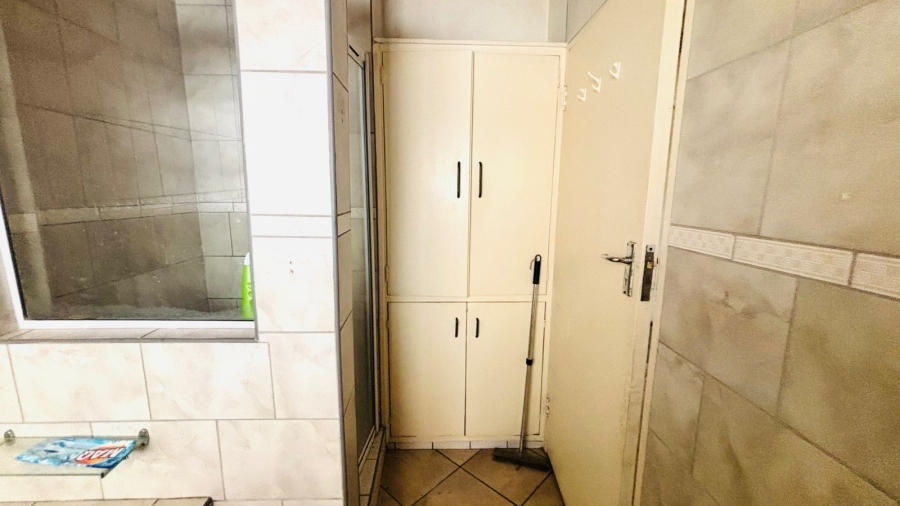 2 Bedroom Property for Sale in Benoni Central Gauteng